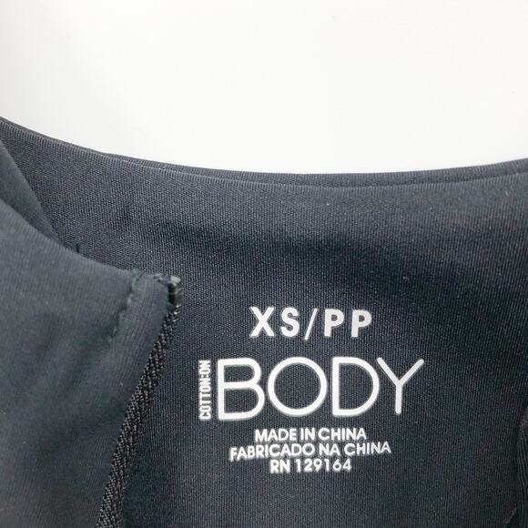 COTTON ON BODY Women's Sport Bra Black Size XS Ultimate Zip Front Crop NWT - Picture 12 of 14